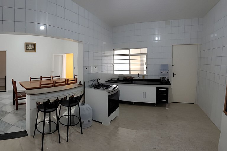 Hospedagem com Piscina e Lazer Completo