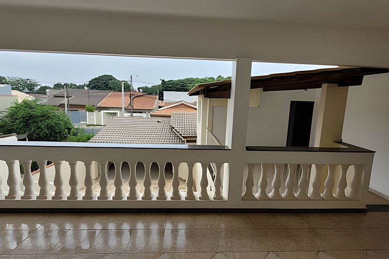 Hospedagem com Piscina e Lazer Completo