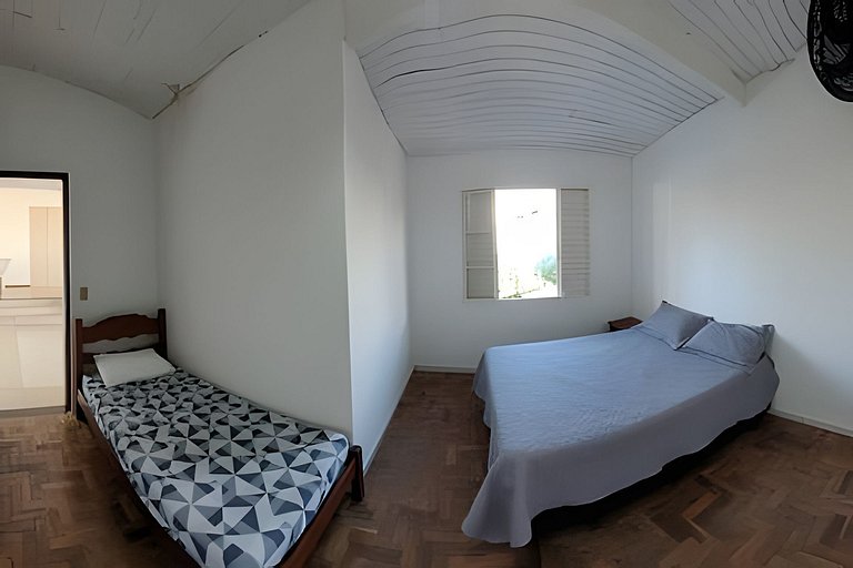 Hospedagem com Piscina e Lazer Completo